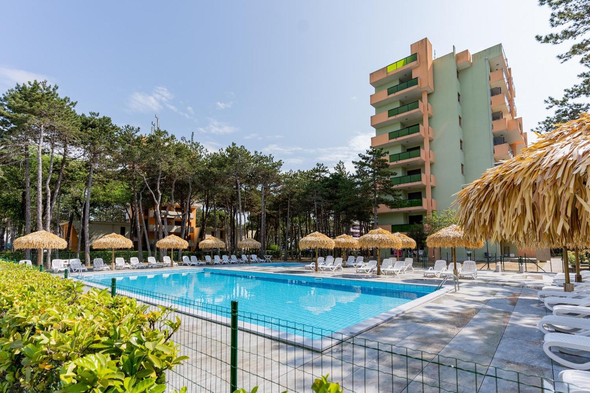 Castello Apartment บิบิโอเน ภายนอก รูปภาพ